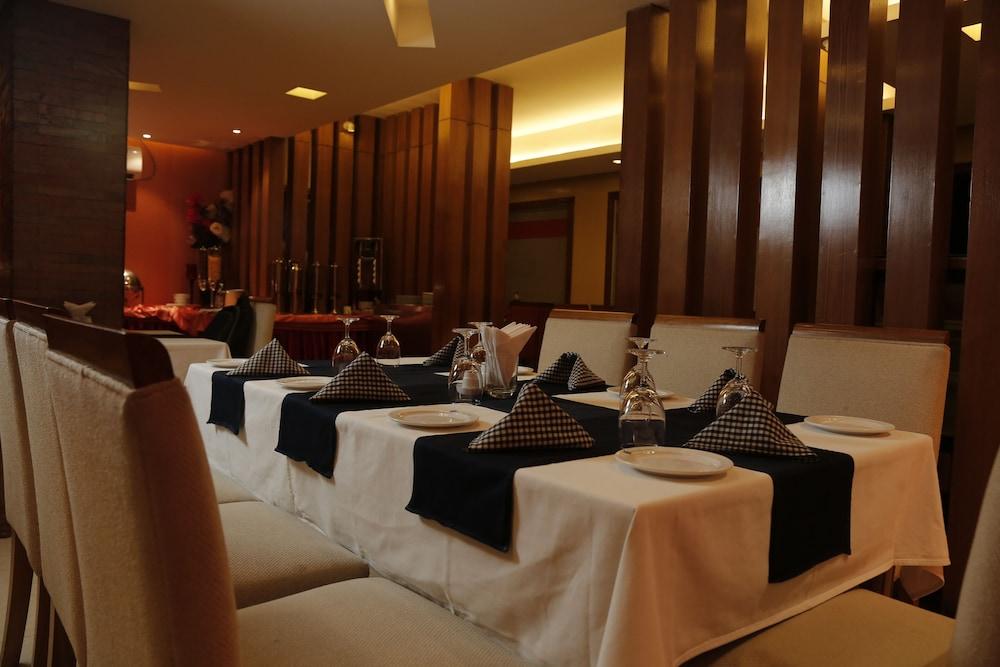 Hotel Swiss Garden Dhaka Exteriör bild